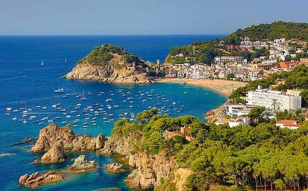 ALLIANZ: Costa Brava Travel Guide - Page 8